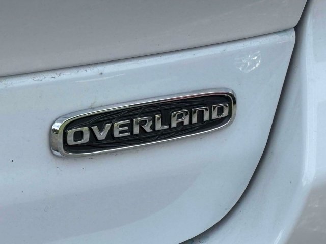 Used 2022 Jeep Grand Cherokee Overland w/ MOPAR Finishing Package AWD/4WD image 43