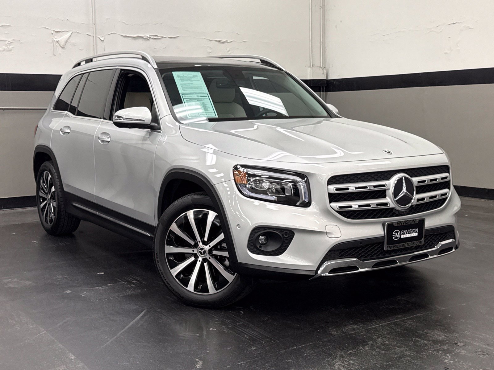 Certified 2023 Mercedes-Benz GLB 250 image 2
