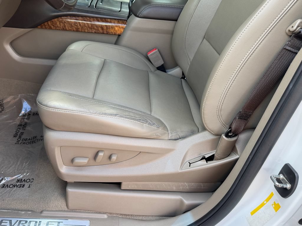 Used 2019 Chevrolet Tahoe Premier AWD/4WD image 22
