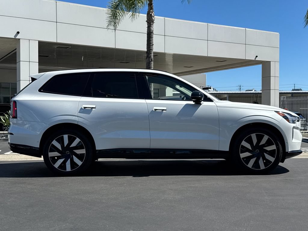 New 2026 Volvo EX90 Ultra AWD/4WD image 6