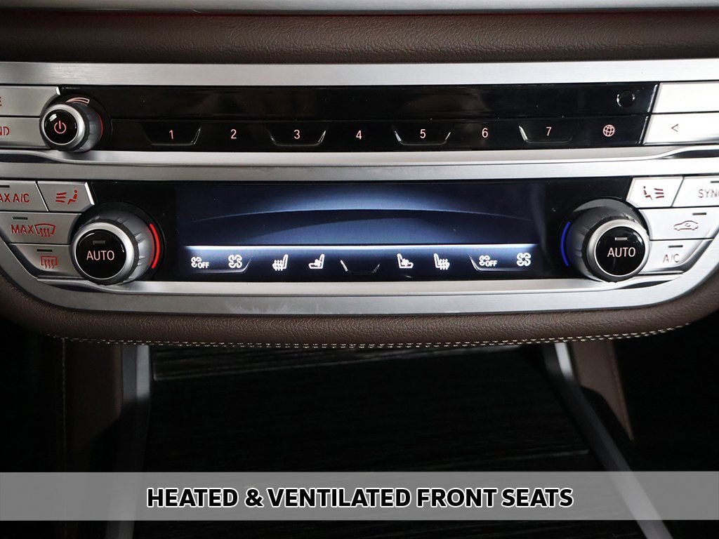 Used 2022 BMW 740i xDrive w/ Premium Package image 9