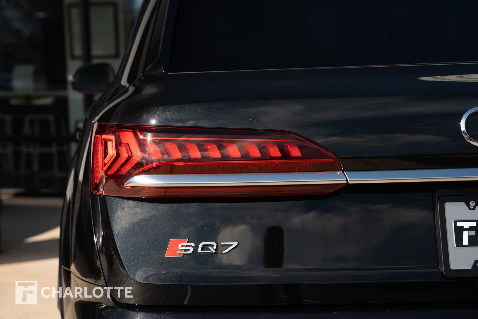 Used 2023 Audi SQ7 Premium Plus w/ Towing Package image 13