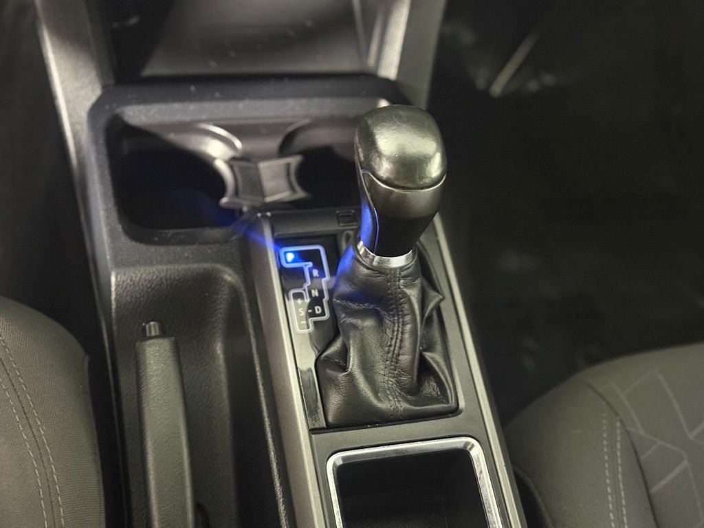 Used 2019 Toyota Tacoma TRD Sport w/ Technology Package AWD/4WD image 16
