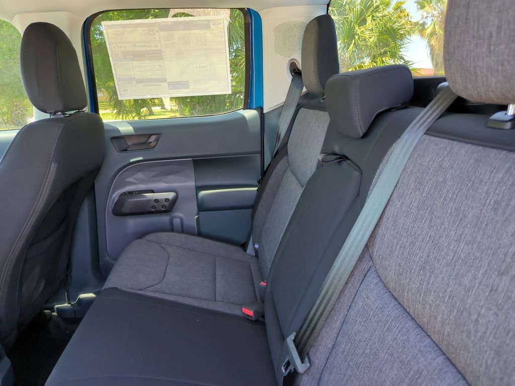 New 2025 Ford Maverick XLT w/ XLT Luxury Package AWD/4WD image 15