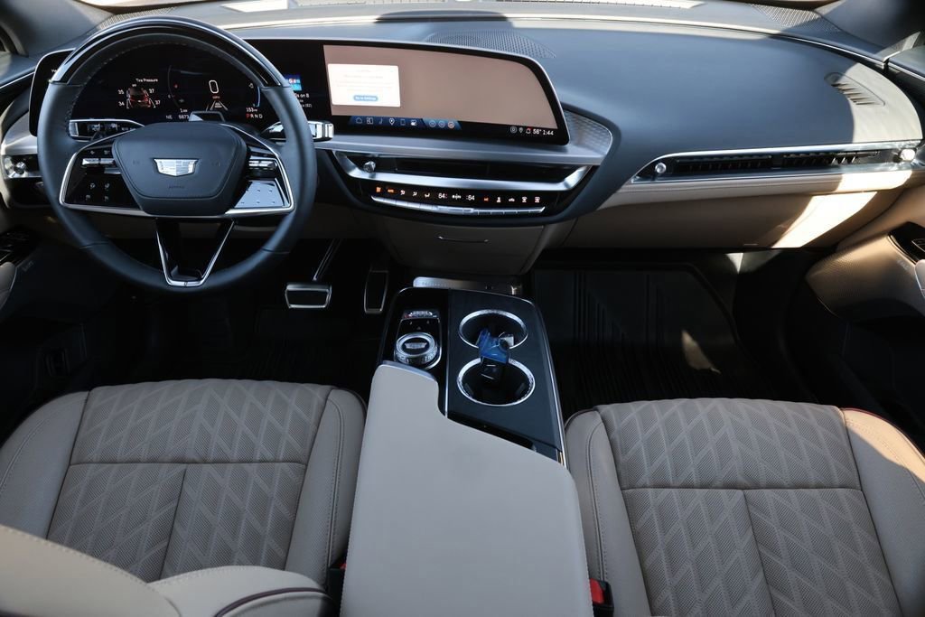 Certified 2025 Cadillac Lyriq Sport image 13