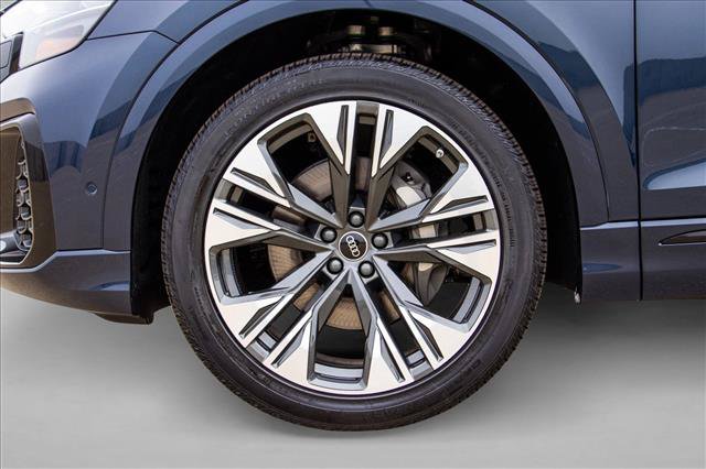 New 2026 Audi Q8 Premium Plus AWD/4WD image 9