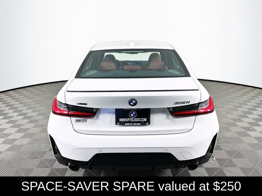 New 2026 BMW 330i xDrive Sedan w/ M Sport Package image 8