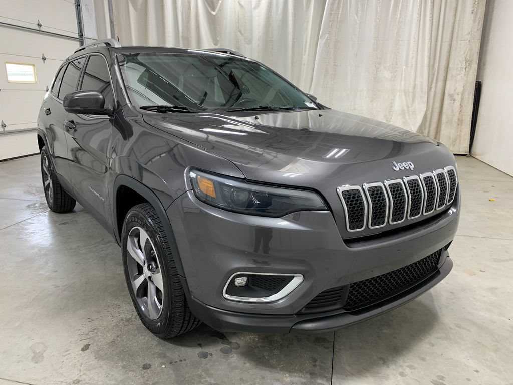 Used 2019 Jeep Cherokee Limited AWD/4WD image 14