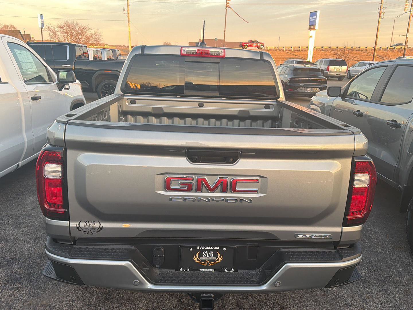 New 2025 GMC Canyon Elevation w/ Convenience Package image 12