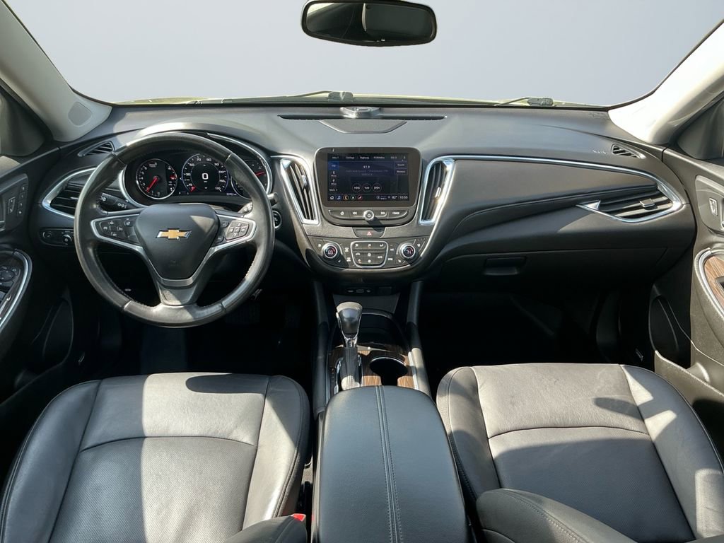 Used 2022 Chevrolet Malibu Premier image 11