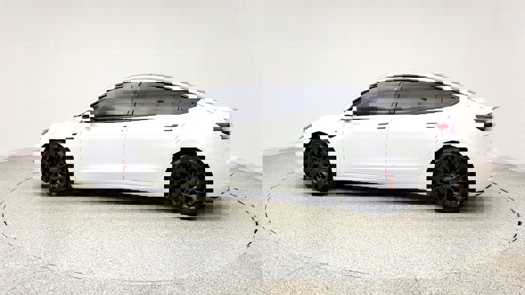 Used 2022 Tesla Model 3 Performance image 8