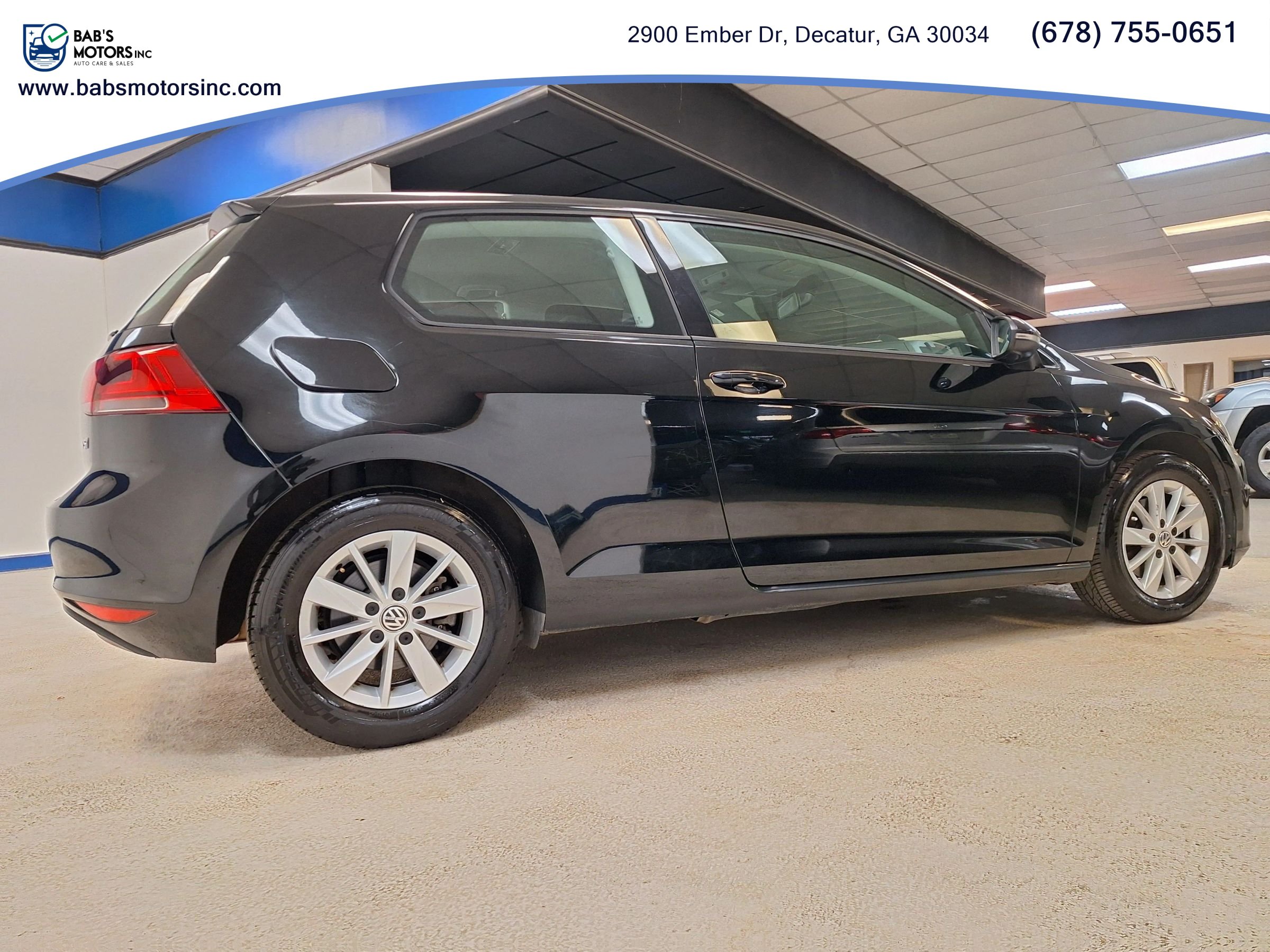 Used 2015 Volkswagen Golf S FWD image 2