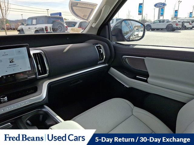 Used 2025 Ford Expedition Max Platinum w/ Driver's Package image 18