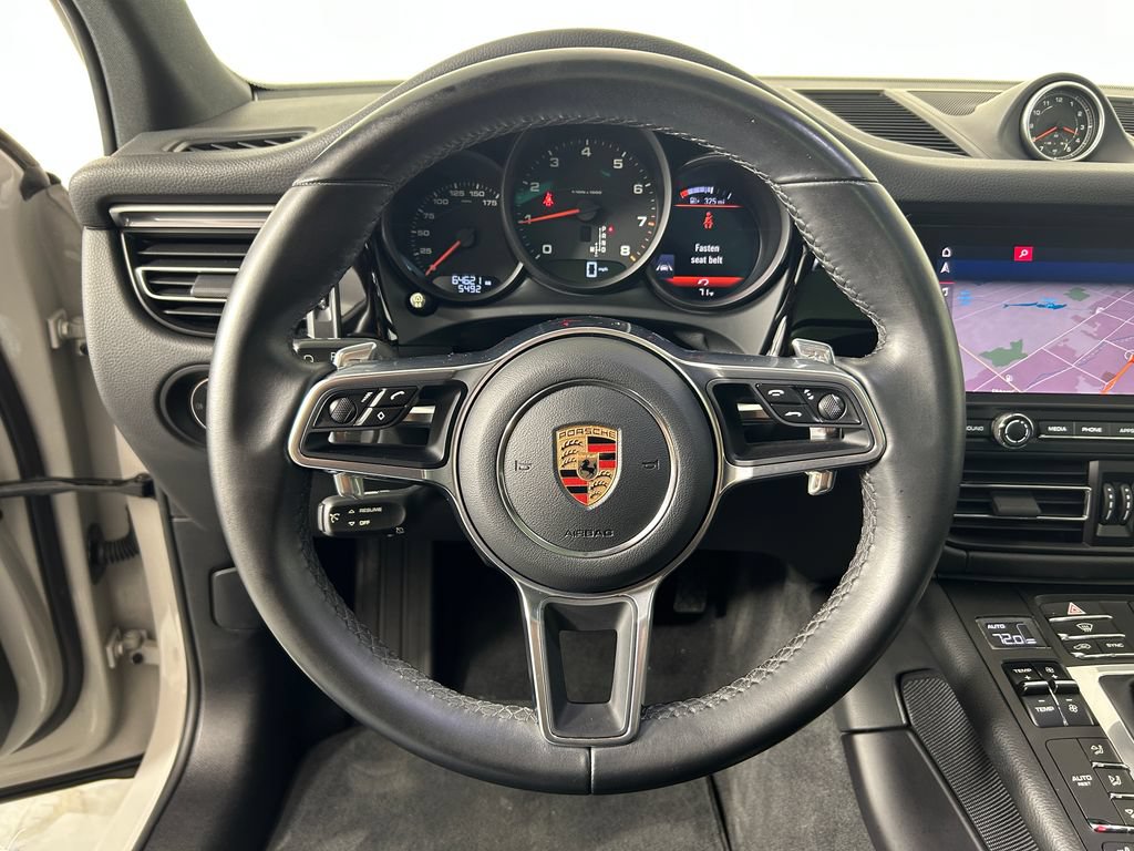 Certified 2019 Porsche Macan AWD/4WD image 17