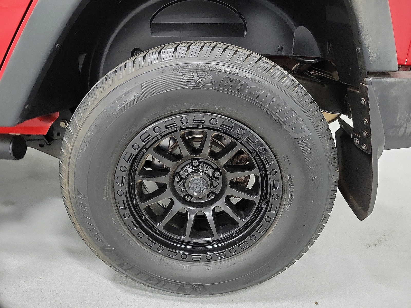 Used 2014 Jeep Wrangler Unlimited Rubicon w/ Connectivity Group image 20