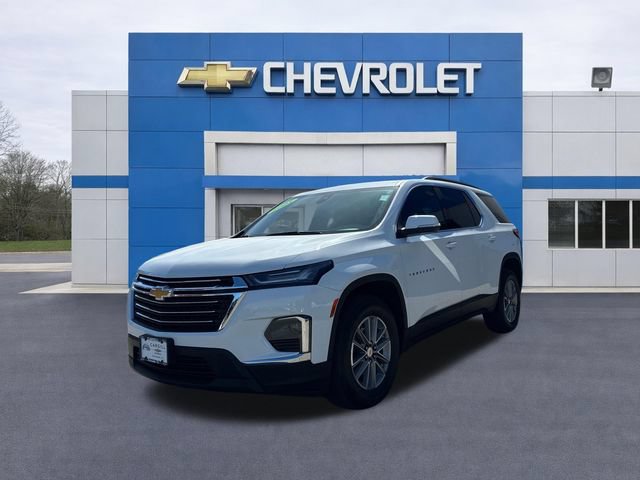 Used 2023 Chevrolet Traverse LT AWD/4WD image 2