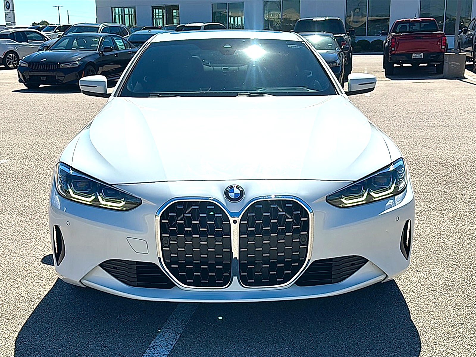 Used 2024 BMW 430i Coupe w/ Premium Package RWD image 11