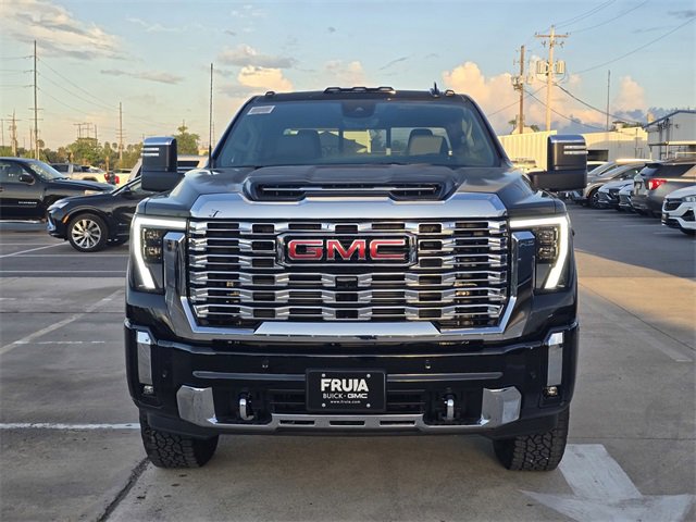 New 2026 GMC Sierra 2500 Denali w/ Denali Reserve Package image 2
