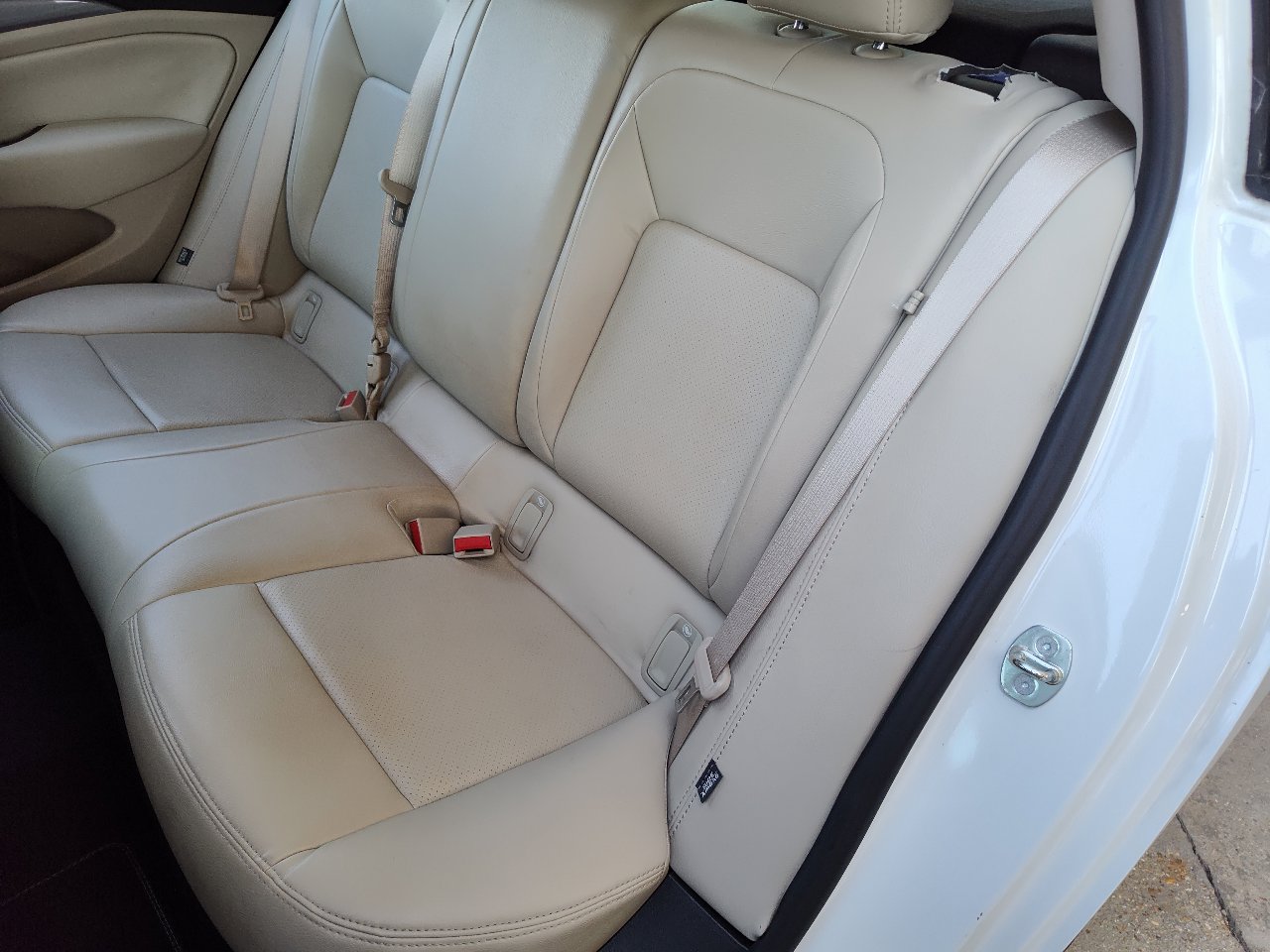 Used 2019 Buick Regal Preferred image 22