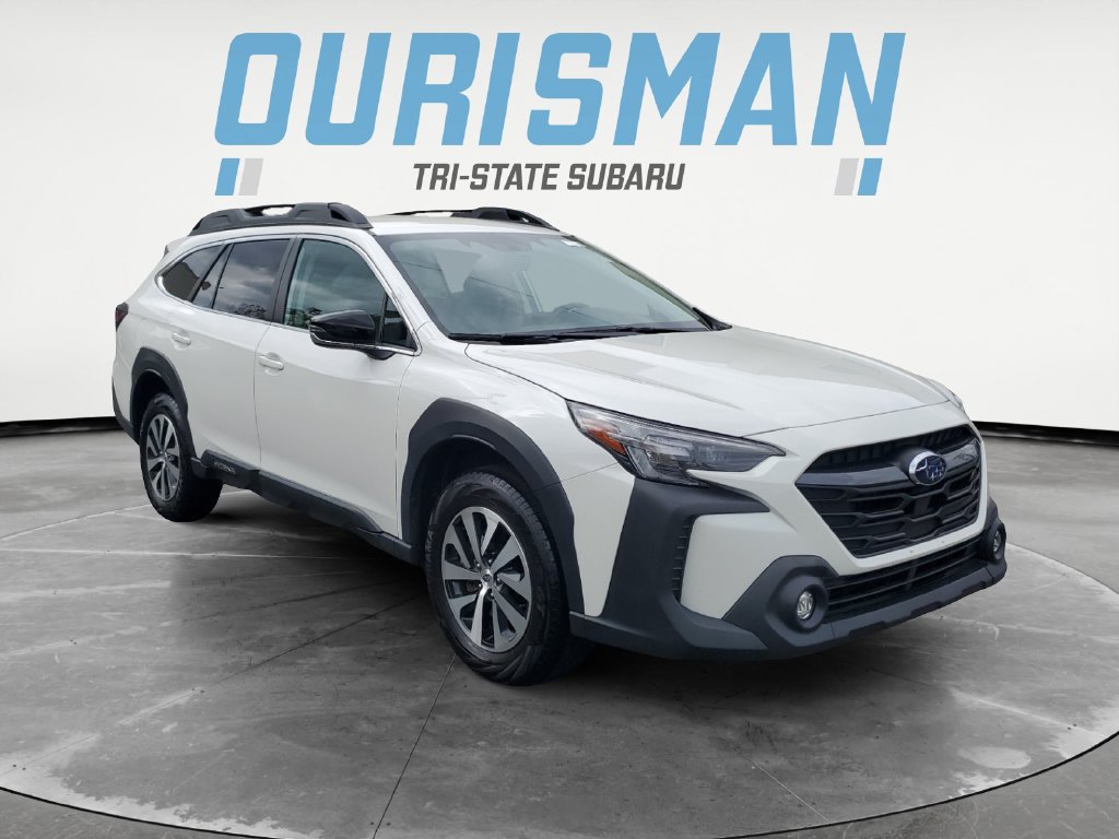 Certified 2025 Subaru Outback Premium AWD/4WD image 1