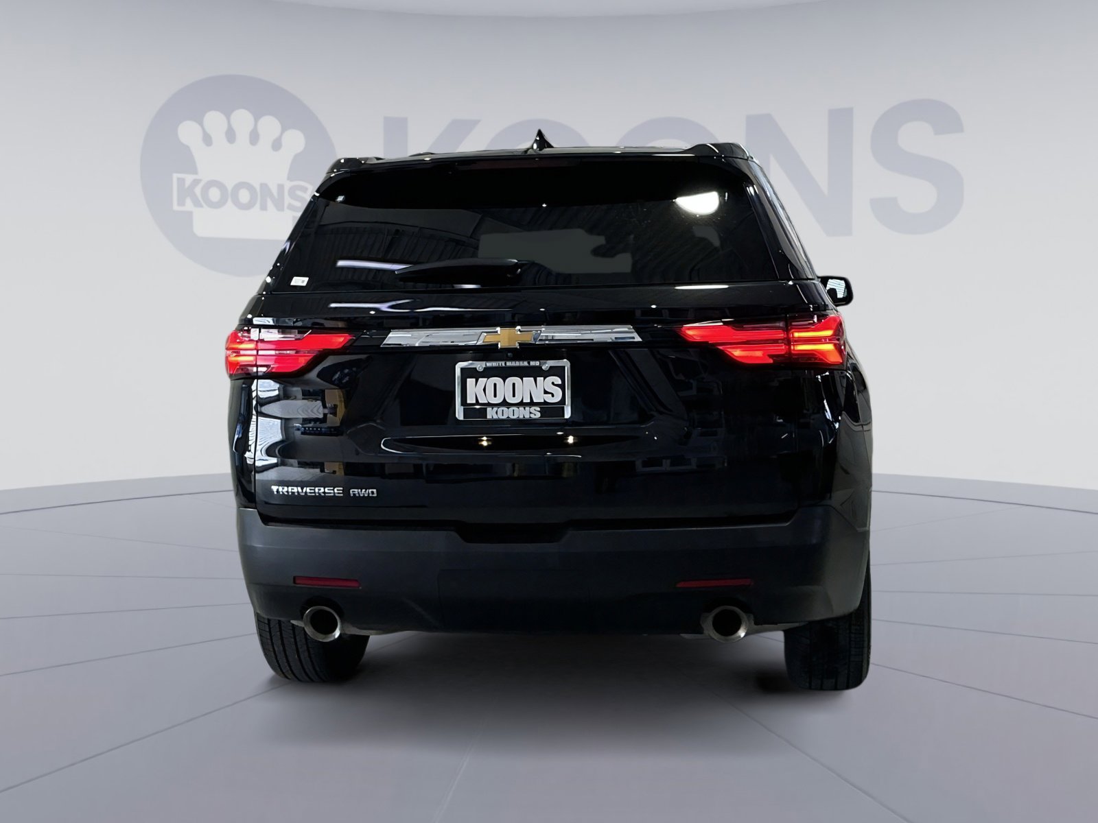 Used 2023 Chevrolet Traverse LS w/ Safety Package image 15