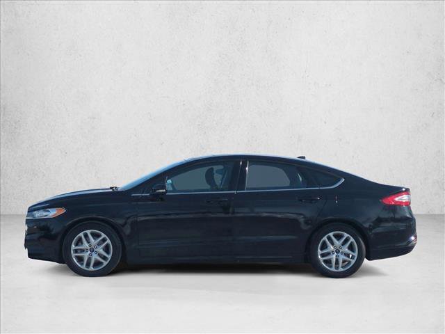 Used 2016 Ford Fusion SE image 9