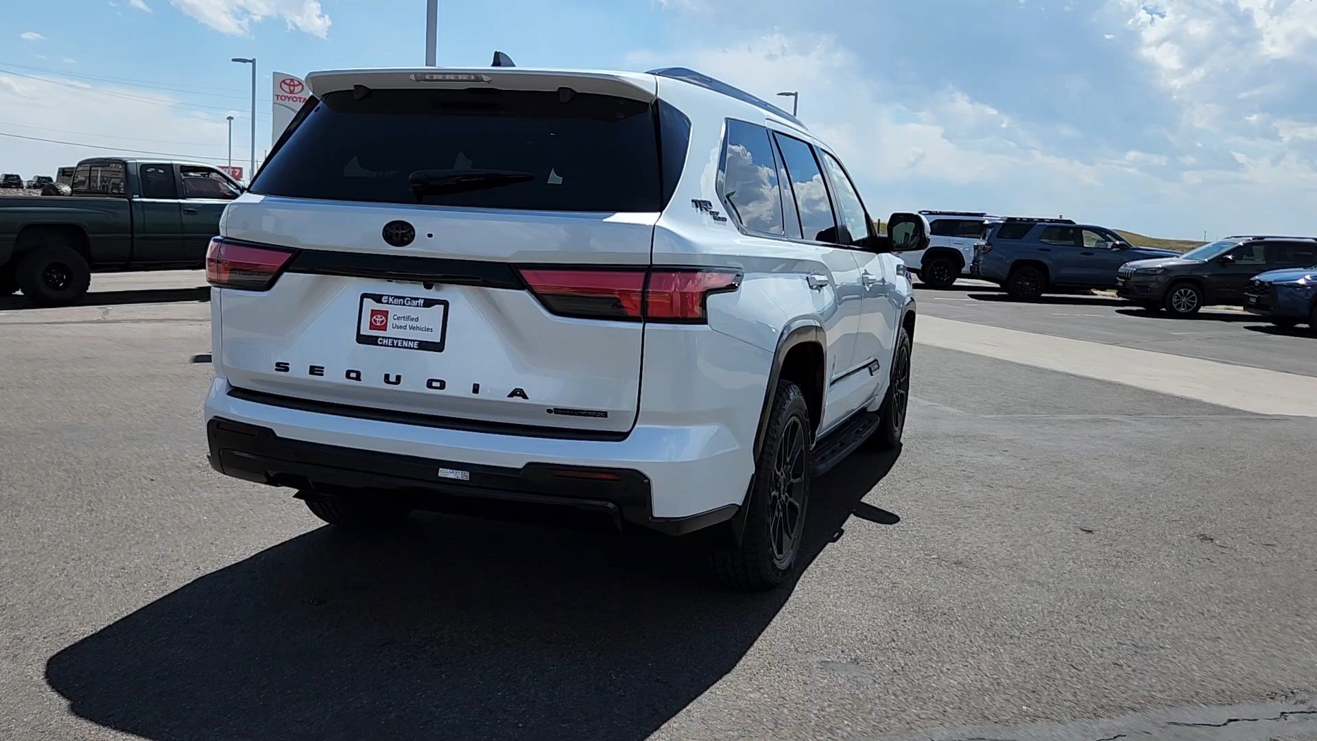 Used 2025 Toyota Sequoia Platinum w/ TRD Off-Road Package AWD/4WD image 3