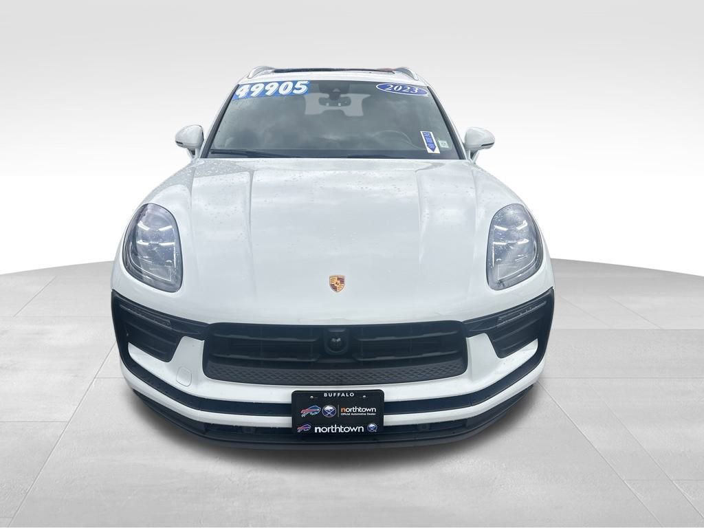 Used 2023 Porsche Macan image 10