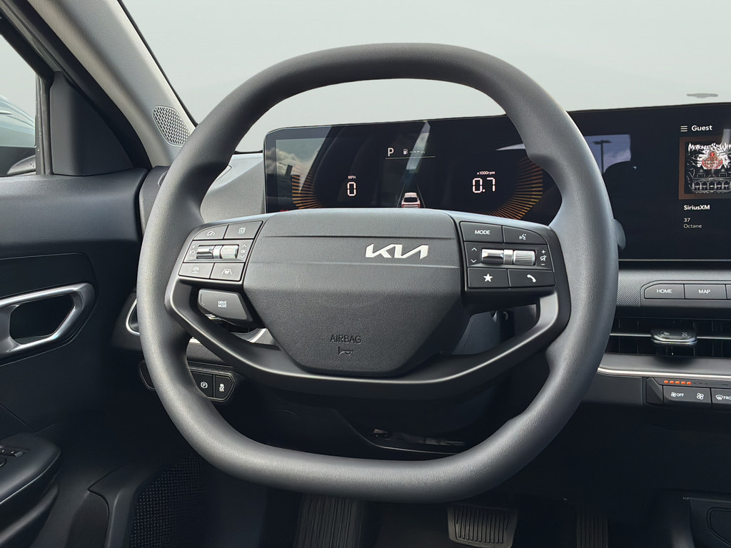 New 2026 Kia K4 FWD image 19
