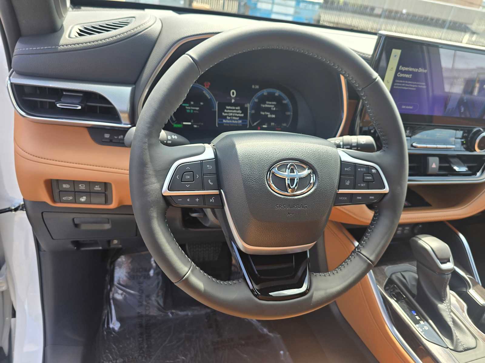 New 2026 Toyota Highlander Platinum AWD/4WD image 25