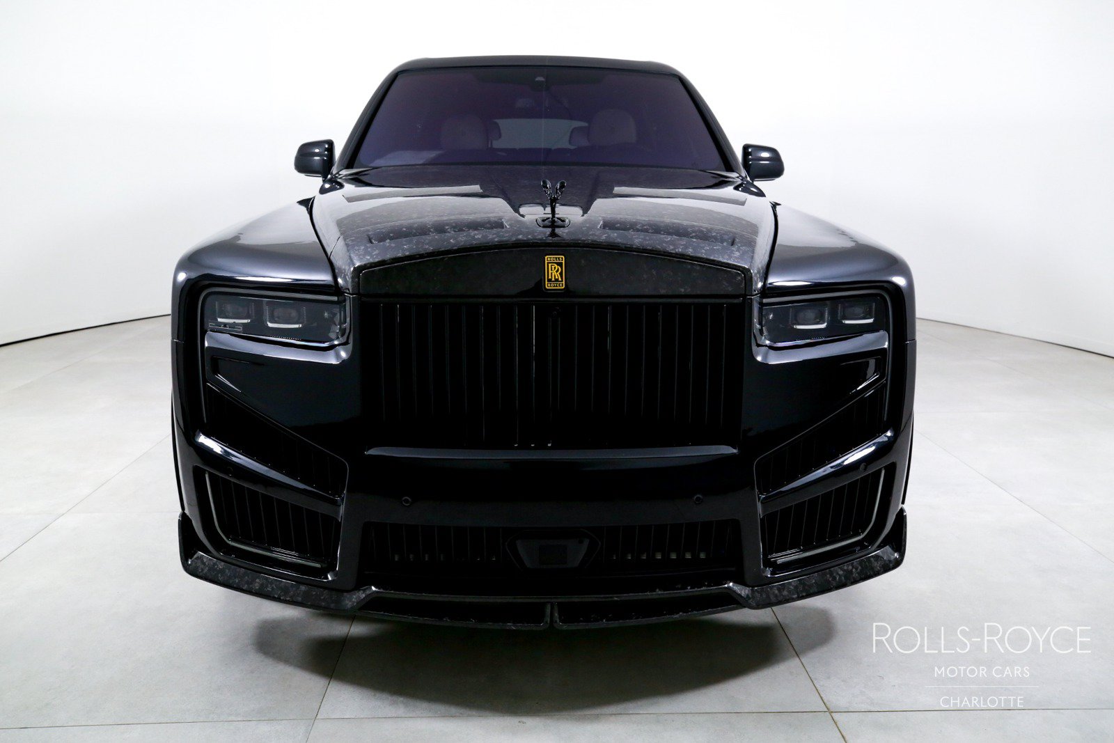 Used 2025 Rolls-Royce Cullinan AWD/4WD image 7