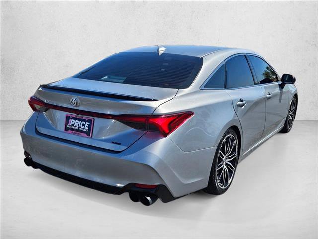 Used 2019 Toyota Avalon XSE w/ All Weather Liner Package FWD image 5