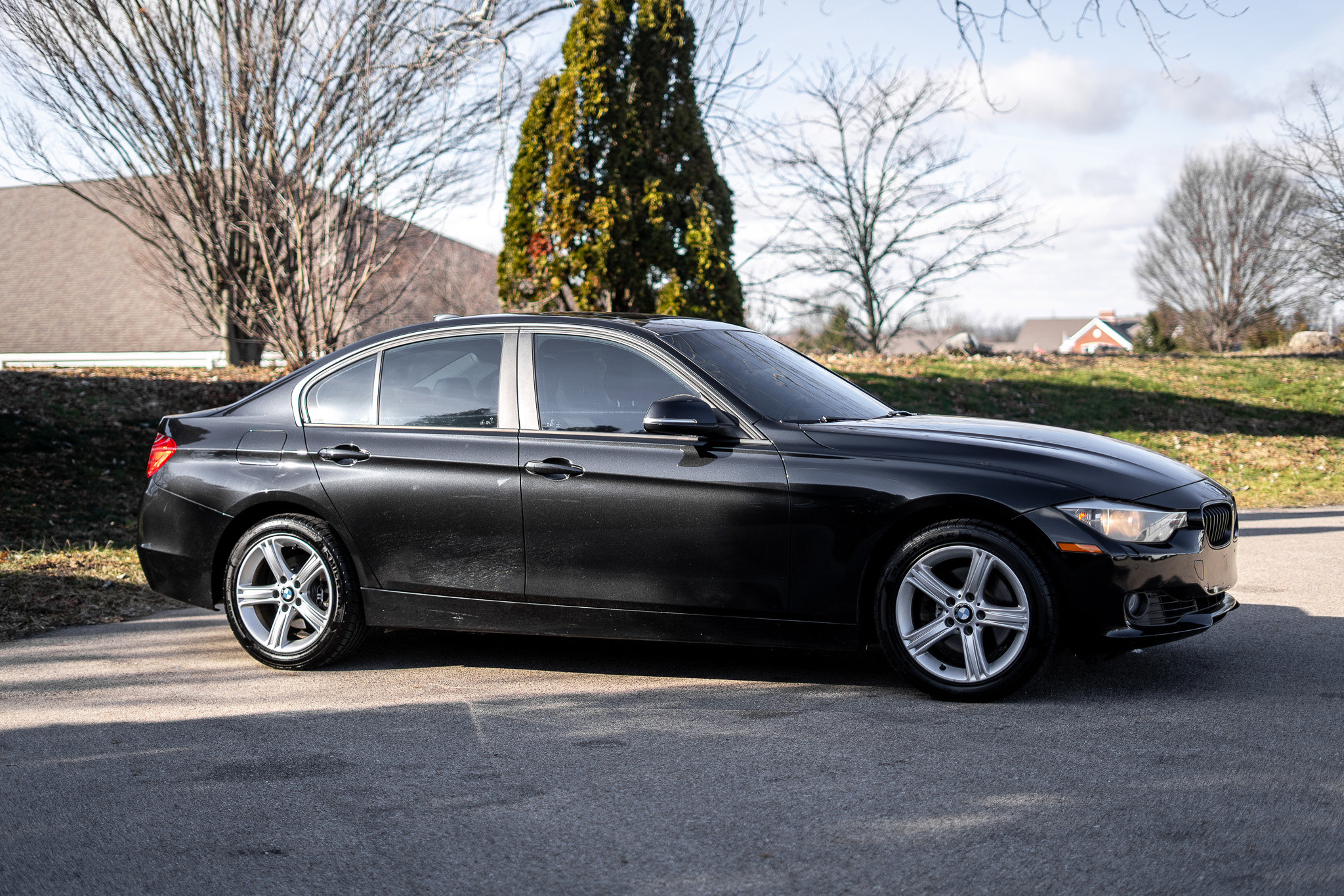 Used 2015 BMW 328i xDrive Sedan w/ Premium Package image 4