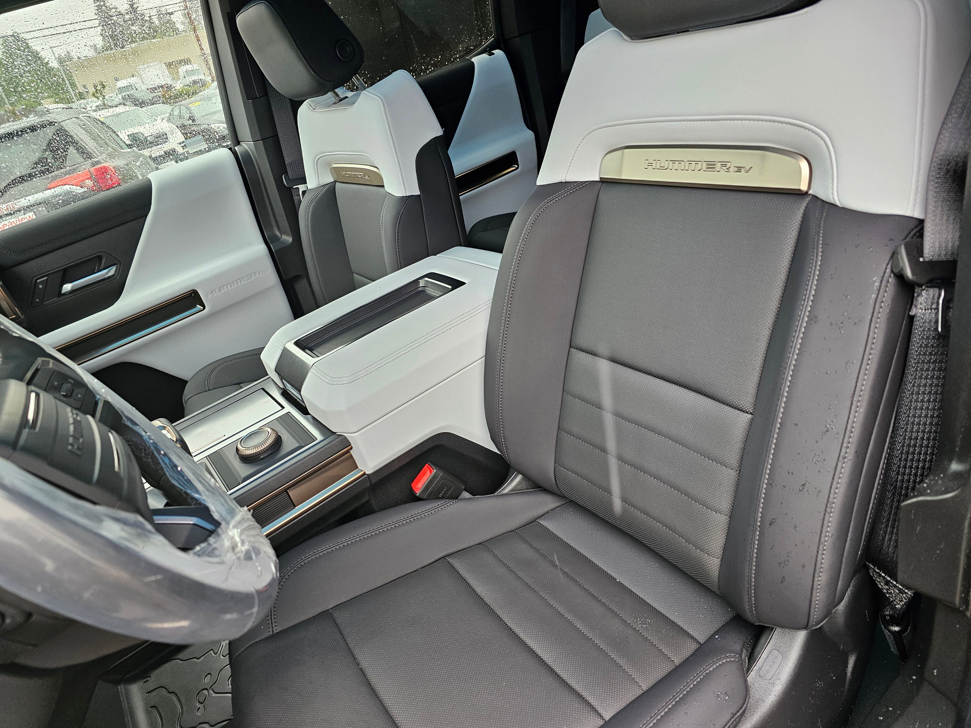 New 2024 GMC Hummer EV 2X image 25