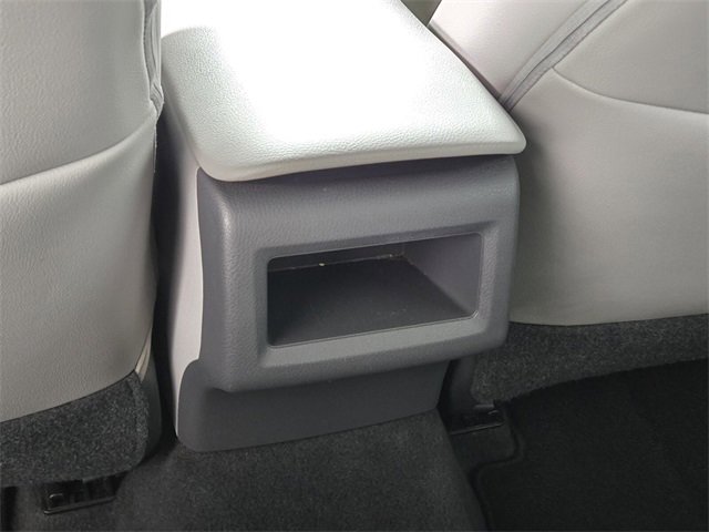 Used 2018 Toyota Camry SE image 15