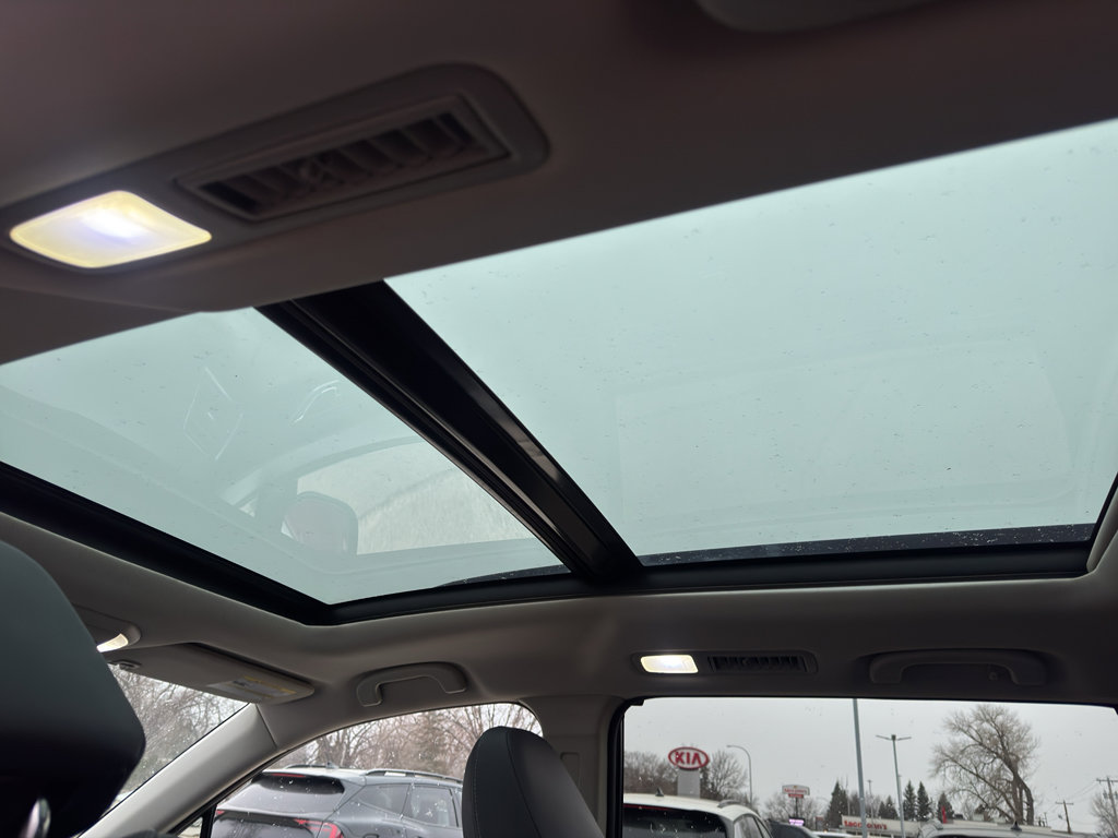 Used 2021 Subaru Ascent Limited w/ Technology Package AWD/4WD image 15