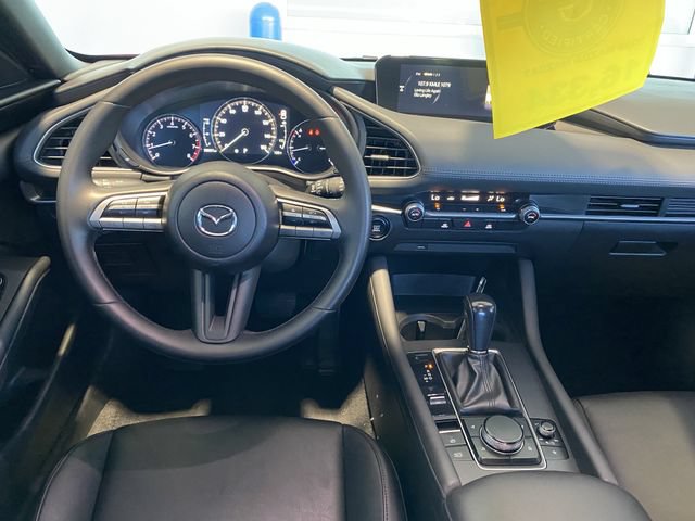 Used 2020 MAZDA MAZDA3 Hatchback FWD image 14