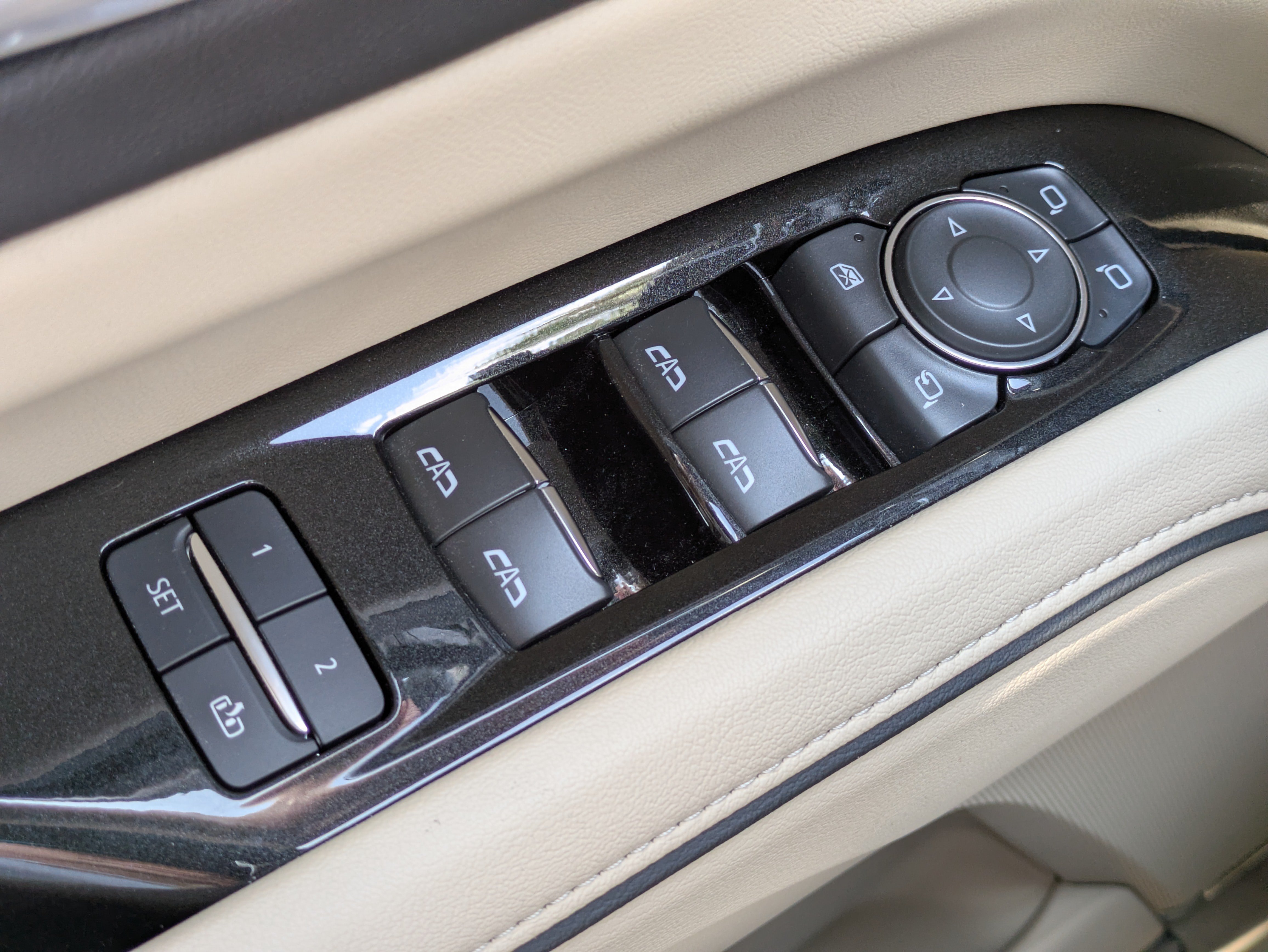 Certified 2024 Cadillac Escalade Premium Luxury w/ Performance Package AWD/4WD image 21