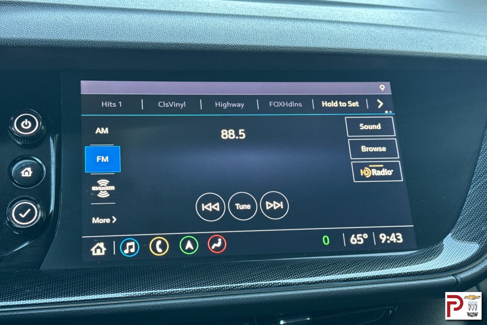 Certified 2021 Buick Envision Essence w/ Technology Package I AWD/4WD image 22