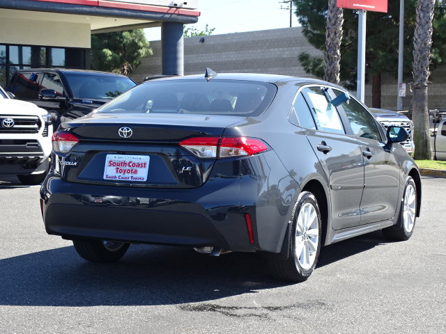 New 2027 Toyota Corolla LE w/ LE Premium Package FWD image 5
