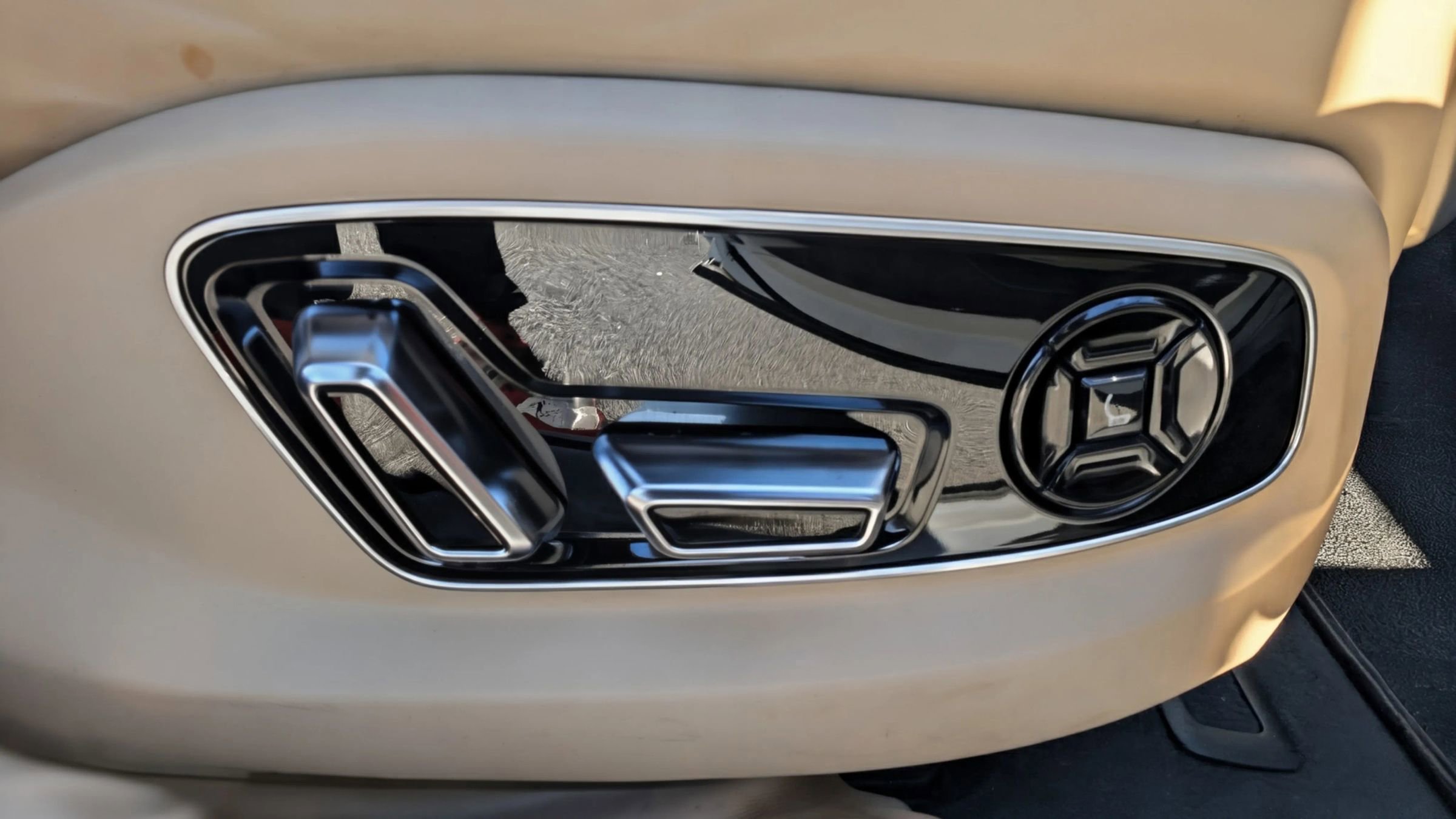 Used 2019 Audi A8 L 3.0T w/ Executive Package image 50