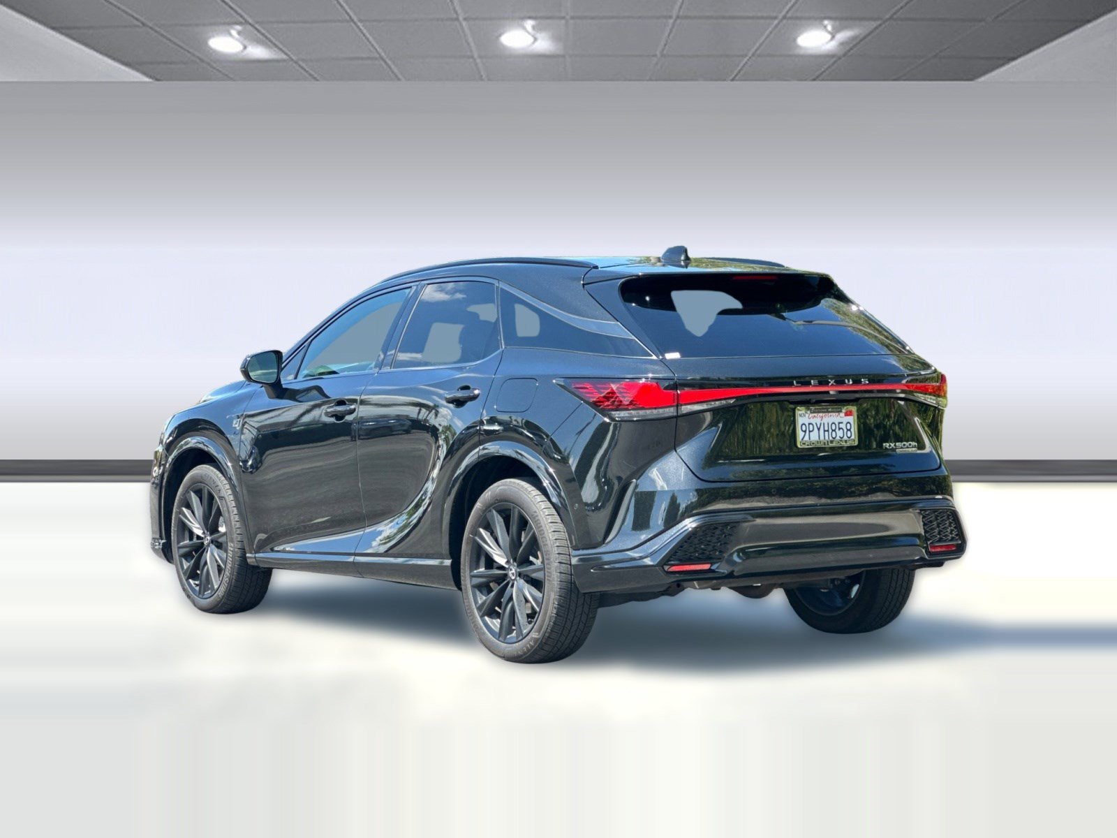 Certified 2024 Lexus RX 500h F Sport w/ Convenience Package AWD/4WD image 3
