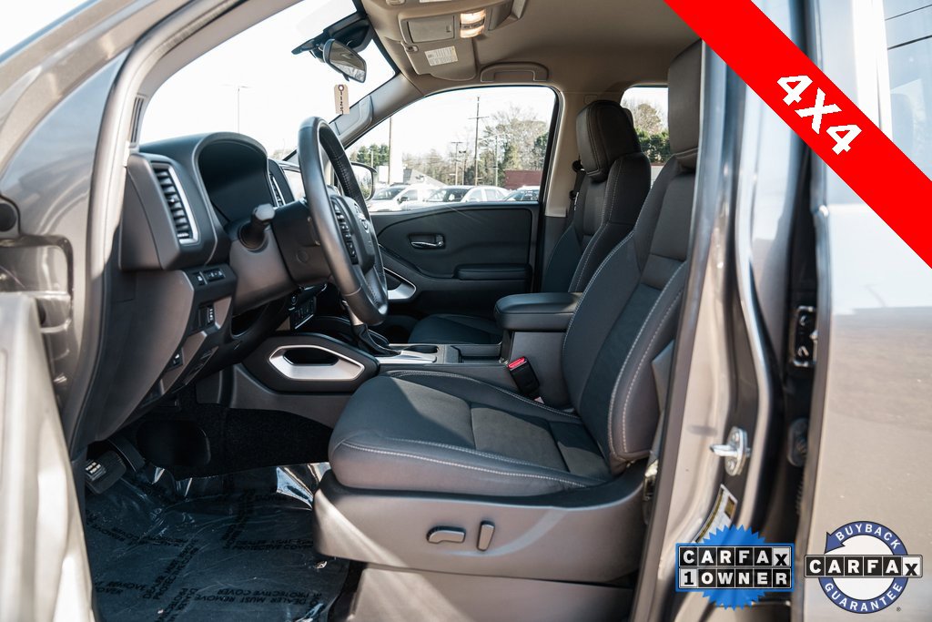 Used 2024 Nissan Frontier SV w/ Technology Package image 24