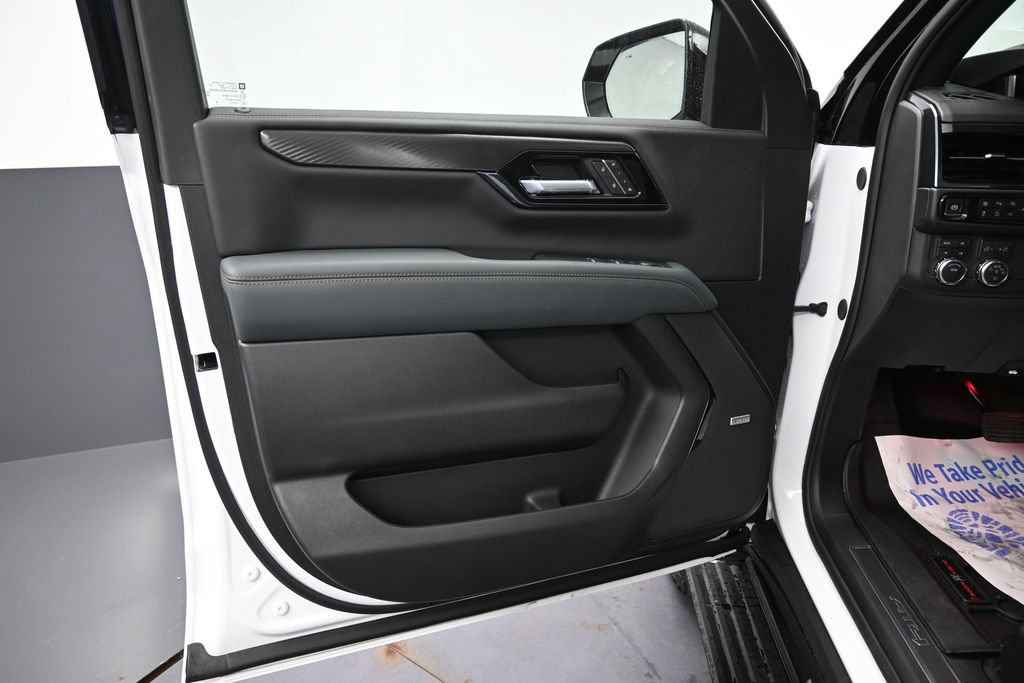 New 2026 GMC Yukon AT4 w/ AT4 Premium Package AWD/4WD image 15