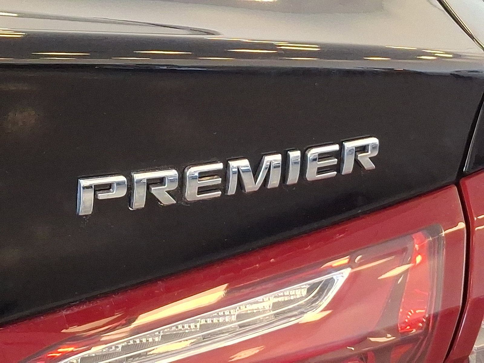 Used 2019 Chevrolet Malibu Premier image 31