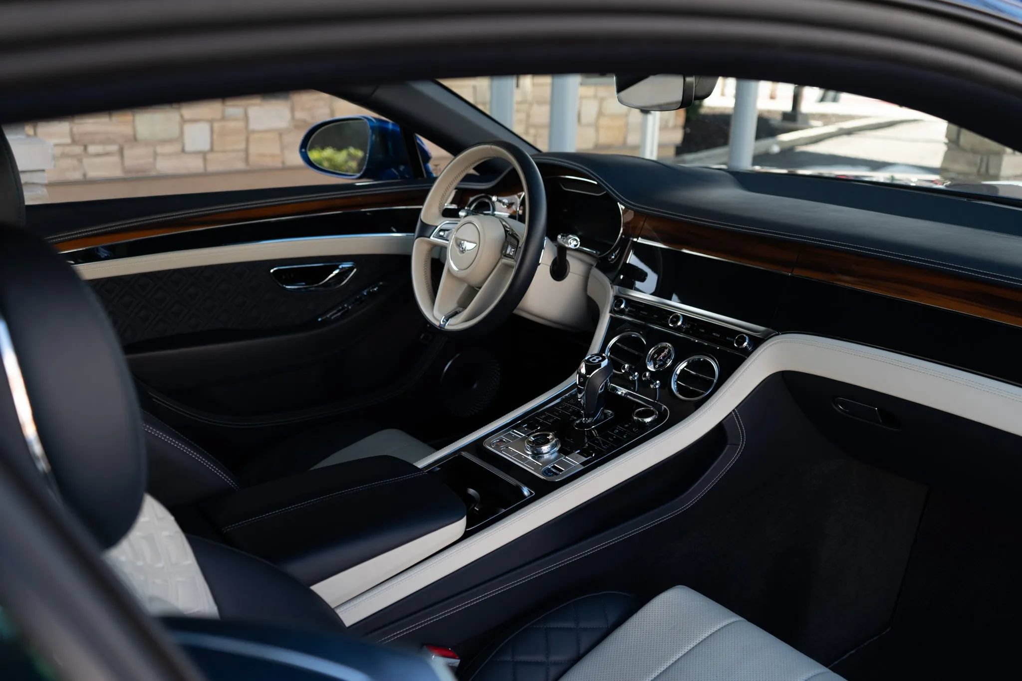 Used 2020 Bentley Continental GT AWD/4WD image 23