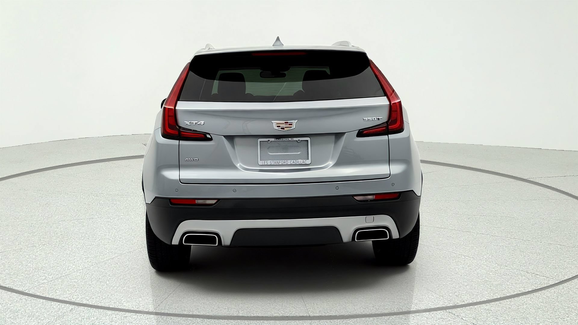Certified 2023 Cadillac XT4 Premium Luxury w/ Cold Weather Package AWD/4WD image 4