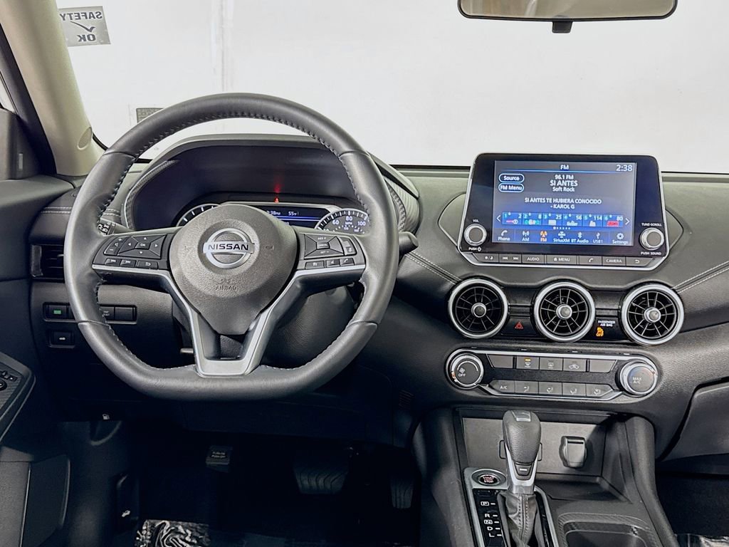Used 2023 Nissan Sentra SV image 13