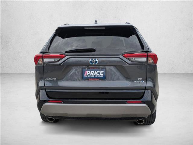 Used 2023 Toyota RAV4 SE image 6