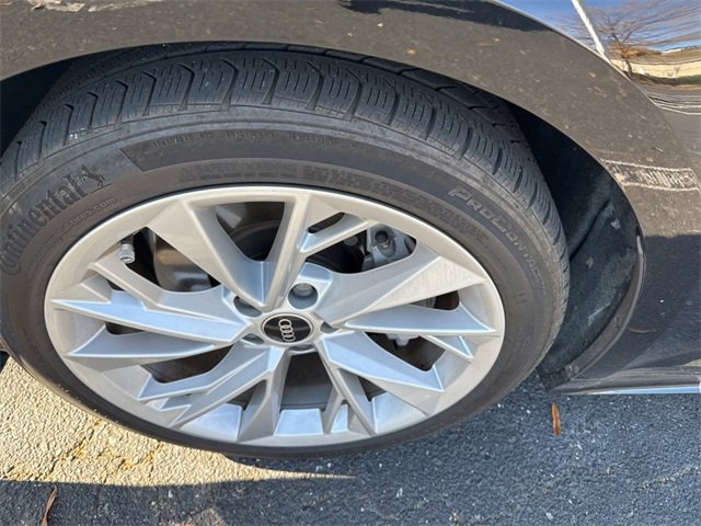 Used 2022 Audi A5 2.0T Premium image 3